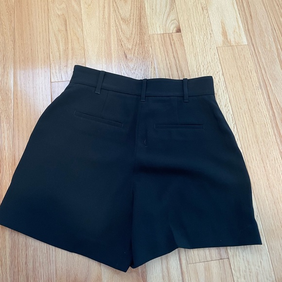 Aritzia anthem short black - Picture 5 of 6